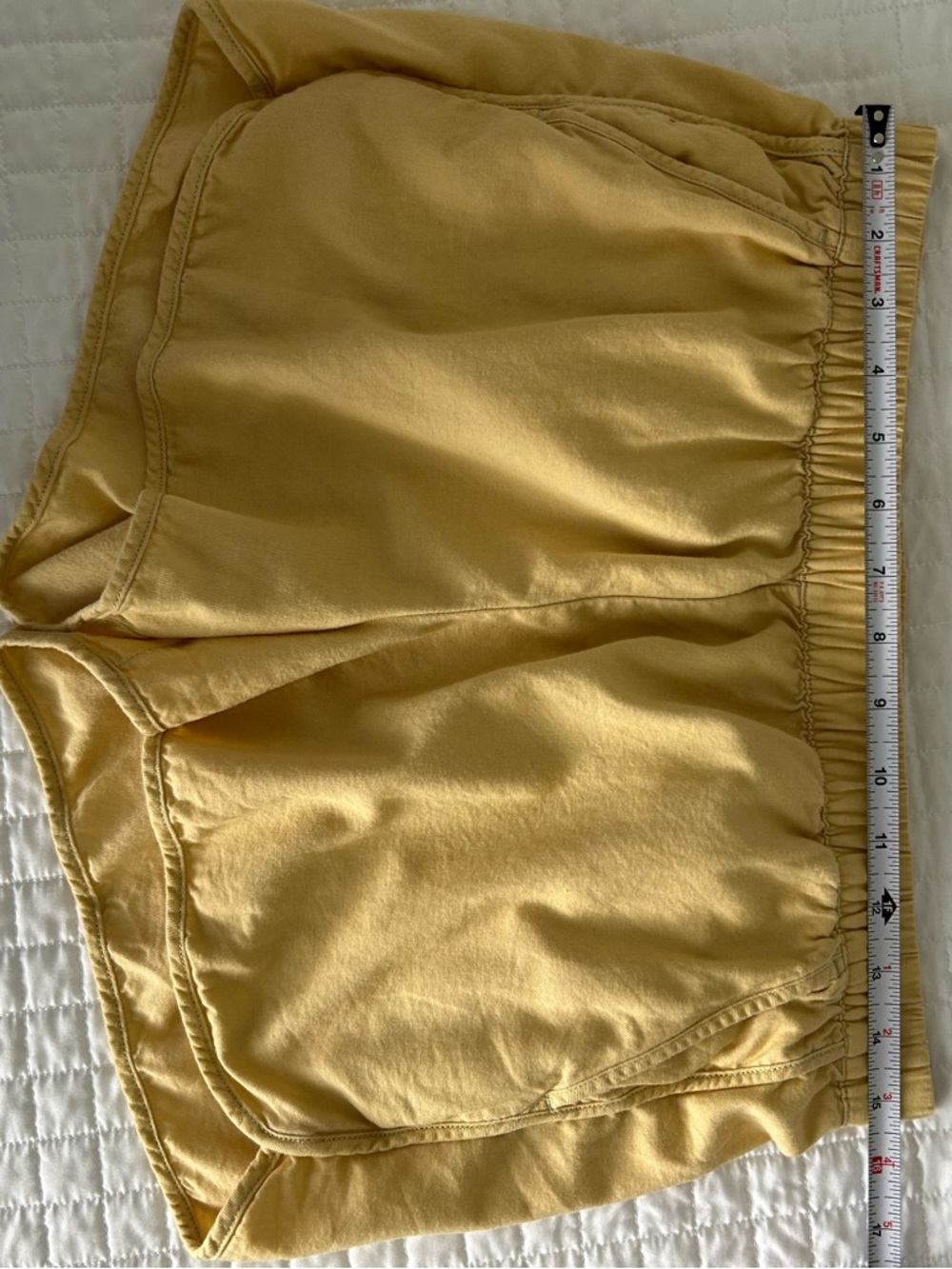 Madewell Women’s Pull-On Shorts
Light Straw
Medium - Picture 16 of 16